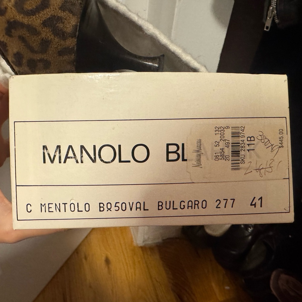 Manolo Blahnik Suede Leopard Print Pointed Toe Ki… - image 8